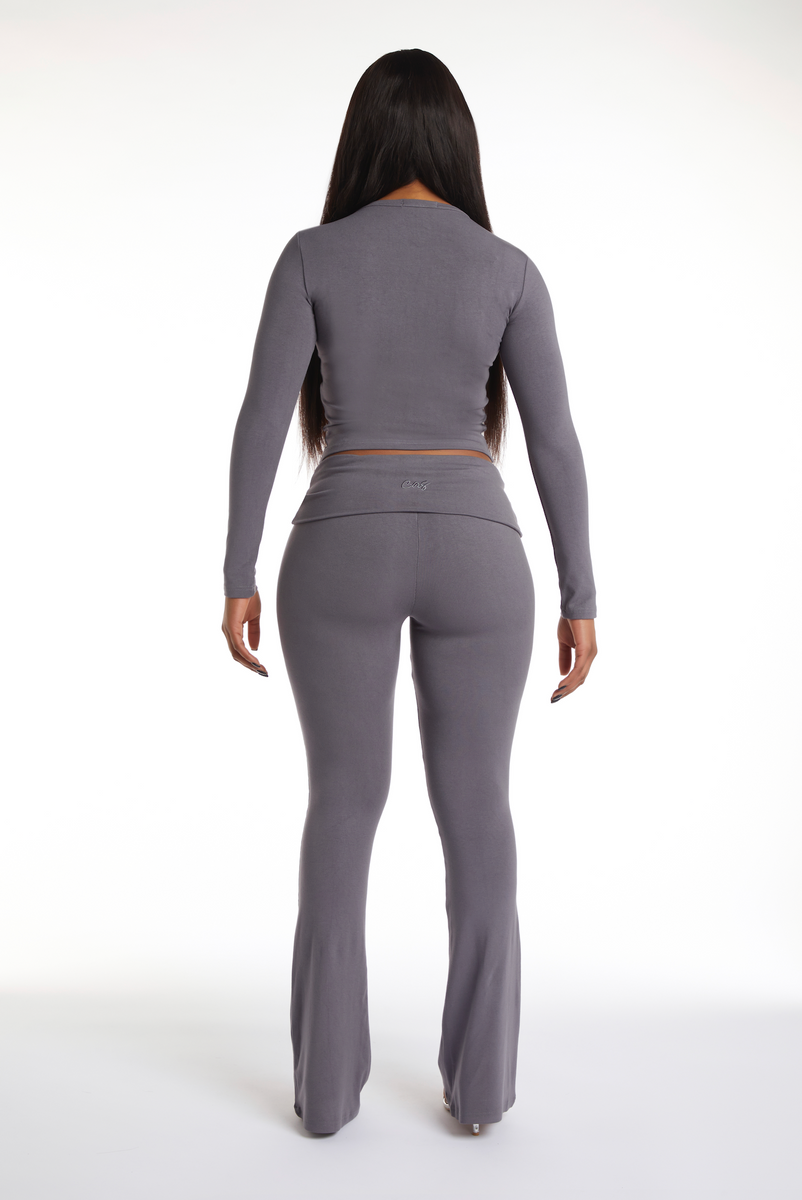 ‘MONET’ Fold Over in Ash – Cas Collection